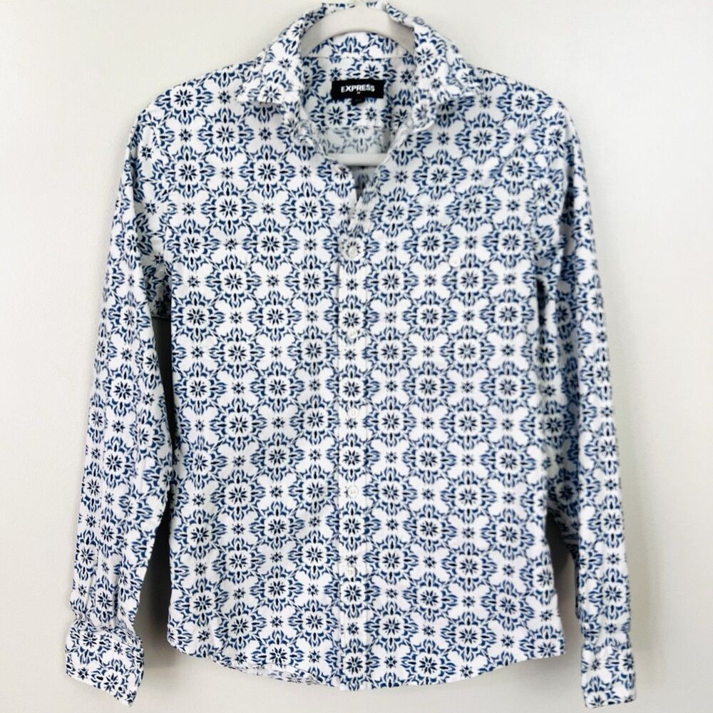 Express Slim Fit Blue Medallion Damask Pattern Cotton Button Up Preppy Size XS